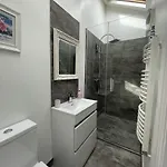 Tranquil Townhouse In Clifton Wood בריסטול