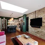 Tranquil Townhouse In Clifton Wood Tatil Evi Bristol