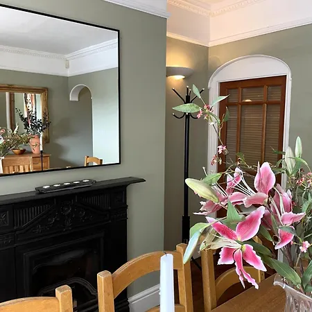 Nyaraló Fabulous Townhouse In Clifton Bristol