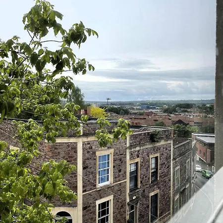 Fabulous Townhouse In Clifton 度假居 *