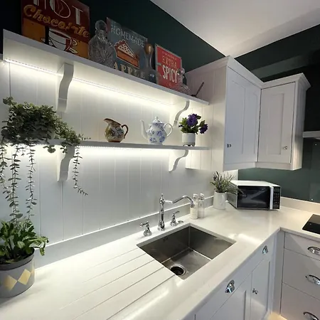 Fabulous Townhouse In Clifton 布里斯托