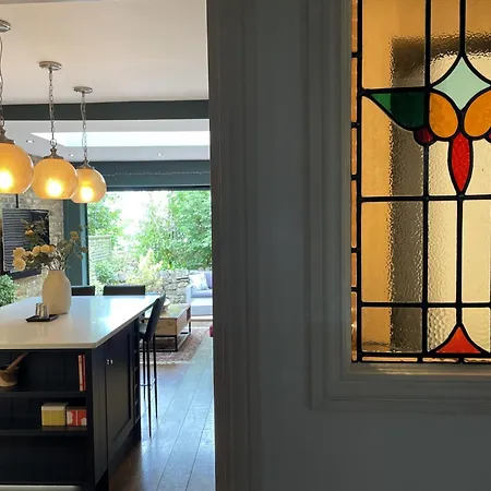 Fabulous Townhouse In Clifton * Bristol