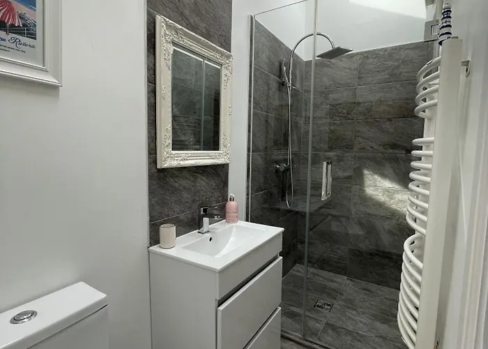 Fabulous Townhouse In Clifton Bristol