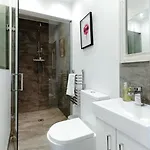 Tranquil Townhouse In Clifton Wood Holiday home Bristol