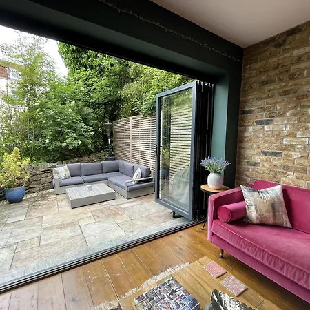 Fabulous Townhouse In Clifton Ferienhaus