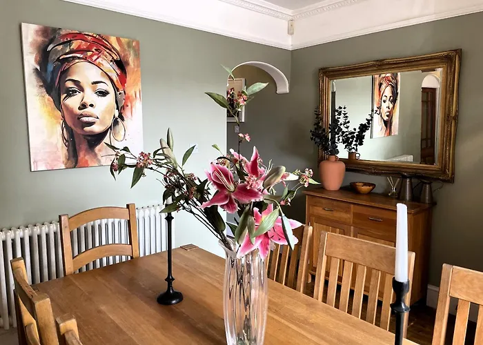 Fabulous Townhouse In Clifton Holiday home *